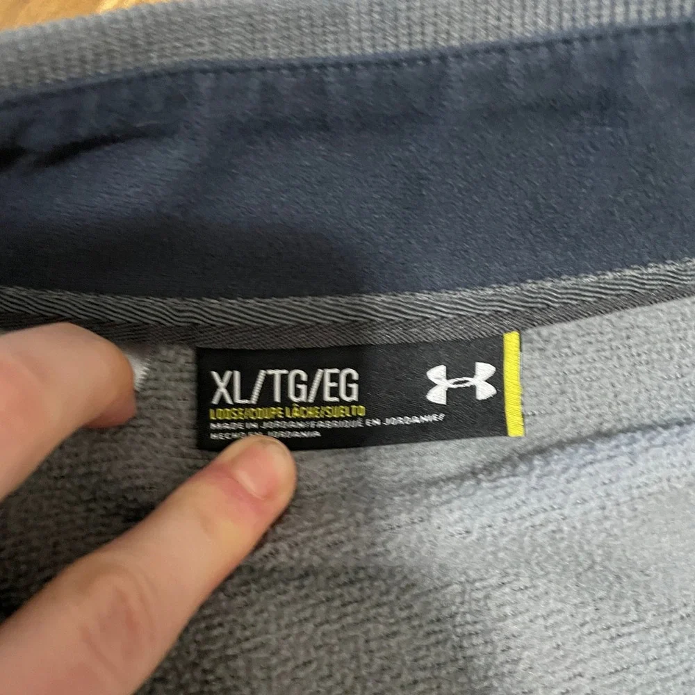 Under Armour ColdGear Men's XL‎ Quarter Zip Pullover Heather Grey Loose Fit